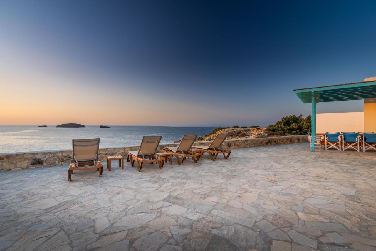 Villa Zefyros Pachaina Bagian luar foto