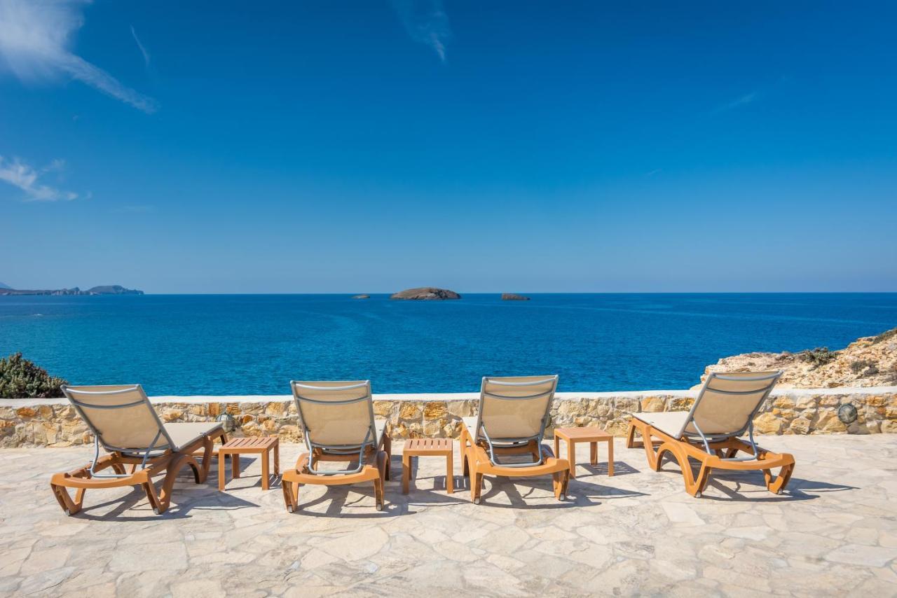 Villa Zefyros Pachaina Bagian luar foto