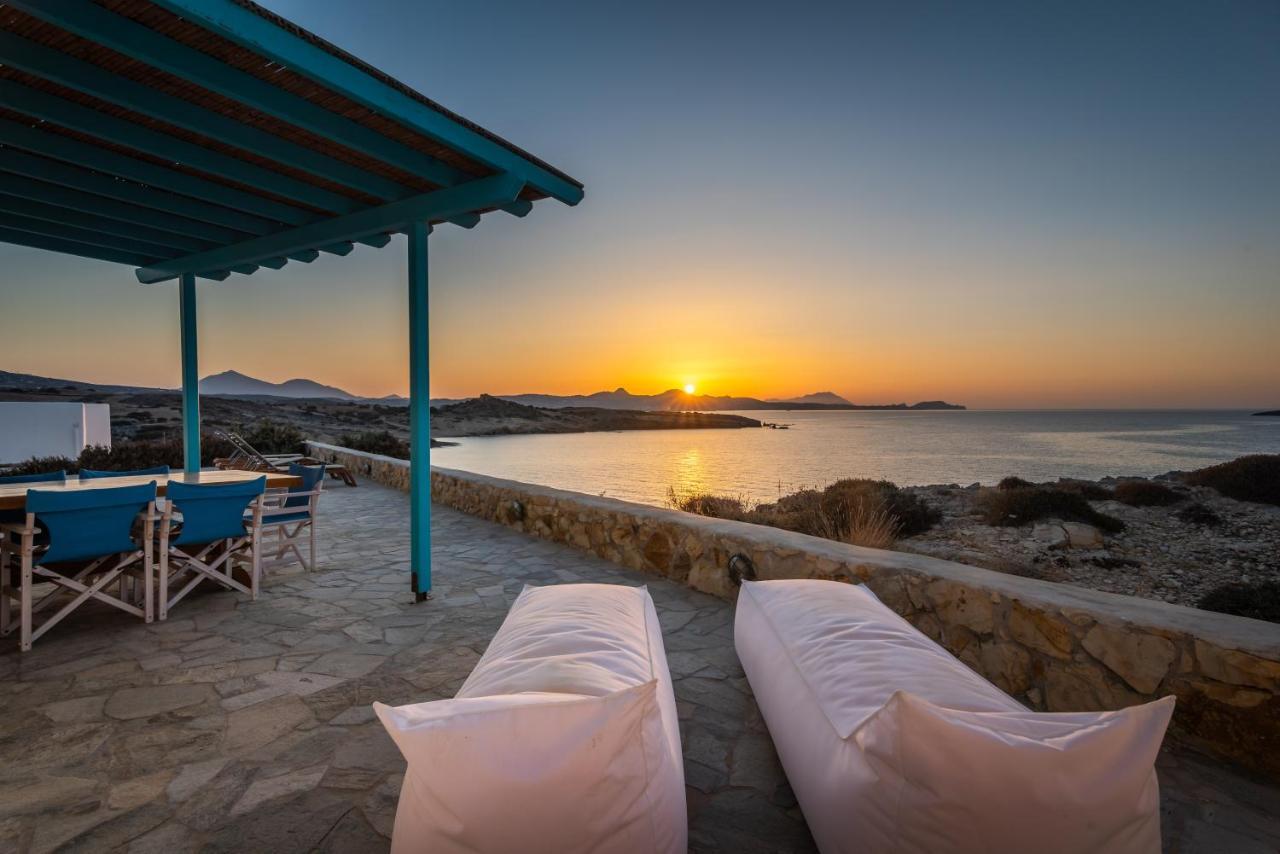 Villa Zefyros Pachaina Bagian luar foto